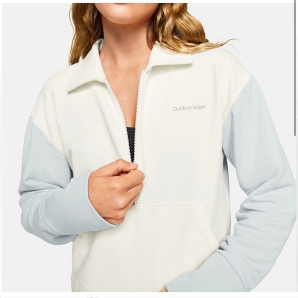 Outdoor Voice Blue Ivory Boxy Cropped Quarter Zip Sweatshirt Women's Small